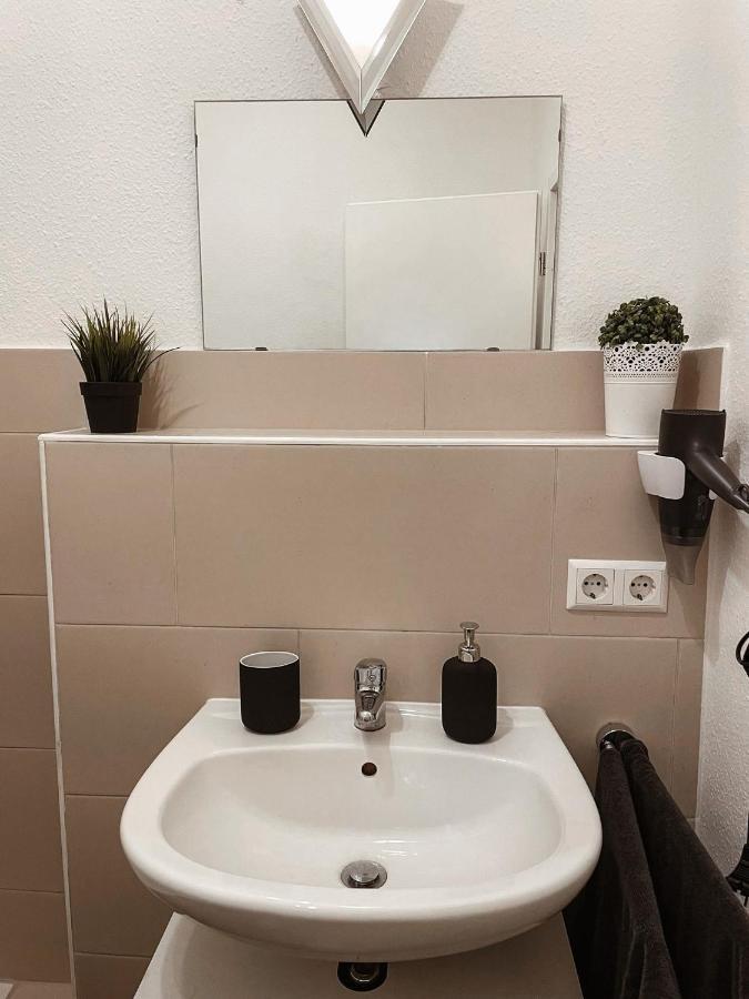 Modernes Am Zentrum Und Stadtpark * Leipzig